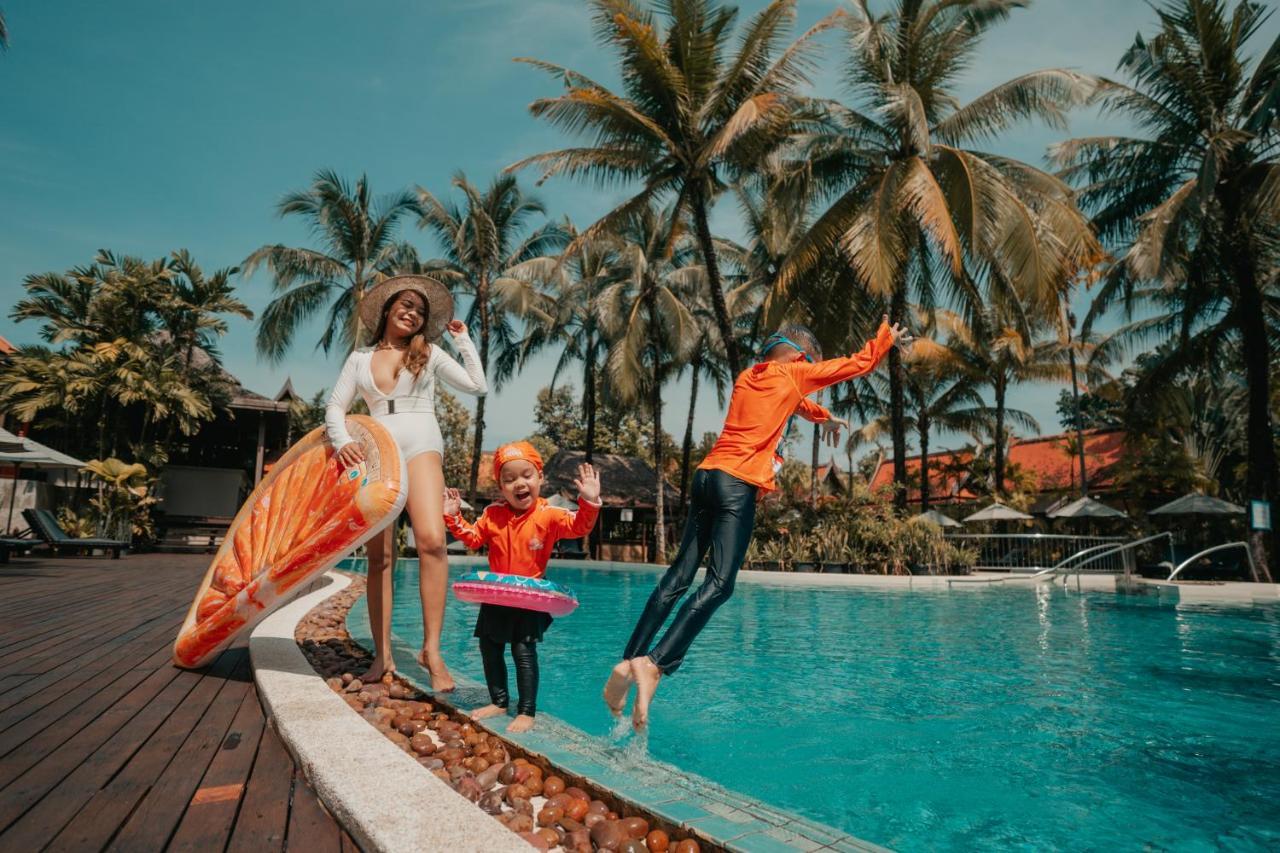 Khaolak Bhandari Resort&Spa - SHA Extra Plus Khao Lak Bagian luar foto