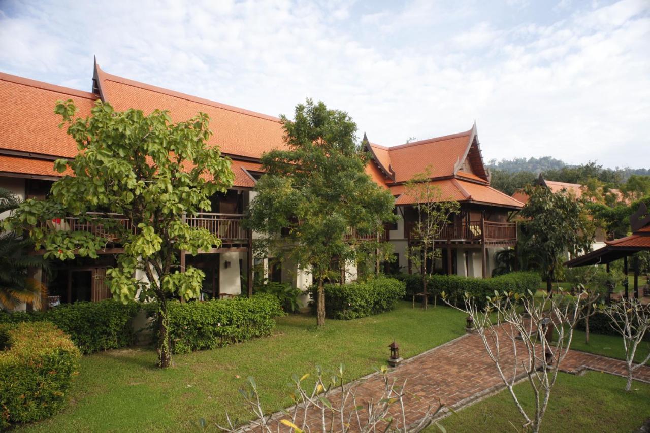 Khaolak Bhandari Resort&Spa - SHA Extra Plus Khao Lak Bagian luar foto